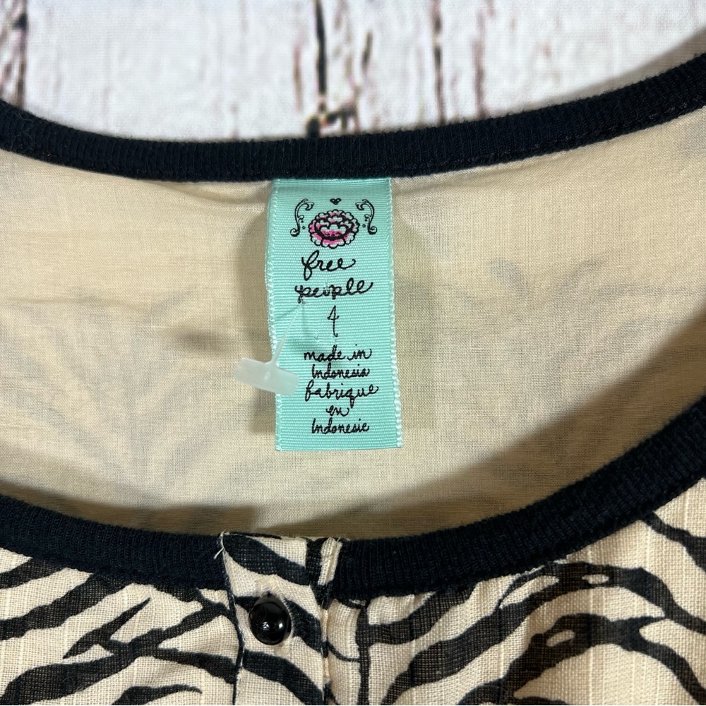 Free People Zebra Cheetah Boho Print Floral Fit & Flare Dress Size 4 EUC - Picture 6 of 10